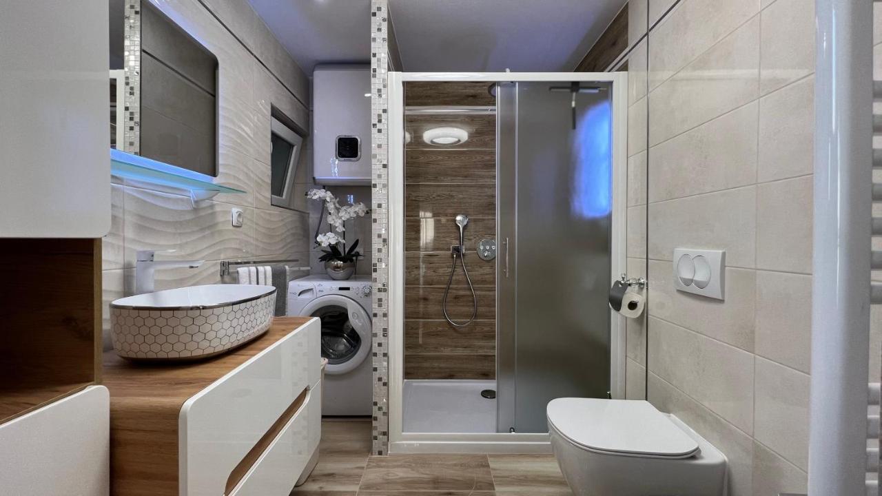 Villa Summer Oasis Dobrinj Eksteriør billede